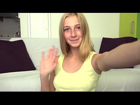❤️ Khi tôi buồn chán, tôi lười biếng thủ dâm âm hộ màu hồng của mình ️  Video sex  tại chúng tôi  ☑