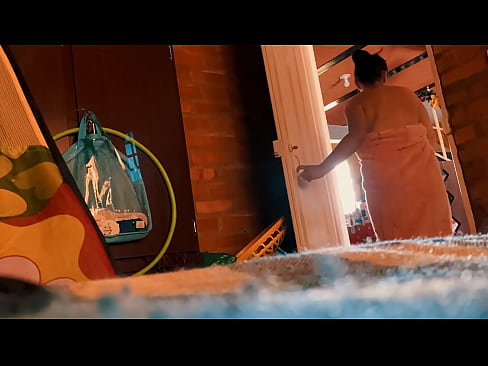 ❤️ Chú tôi theo tôi vào phòng tắm, ông ấy đụ tôi trong khi tôi đang tắm. ️  Video sex  tại chúng tôi  ☑